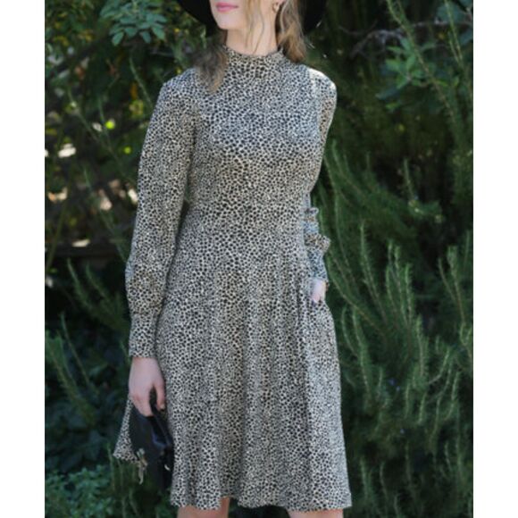 Modcloth Dresses & Skirts - ~ NEW ModCloth M Dress Effie's Heart Cotton Spandex Pockets Long Sleeves Floral